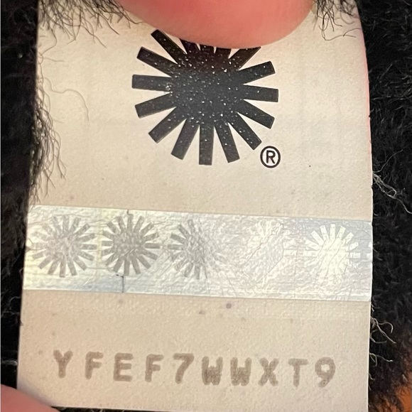 Ugg boot - classic short black size 8 - Picture 6 of 9